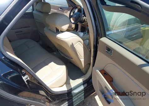 2007 Cadillac Sts V6 из США, поврежденный, VIN 1G6DW677970132287